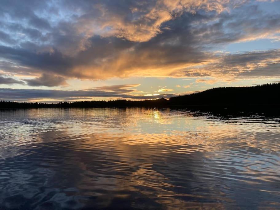 Lakeside Wilderness Cabin Jokkmokk Exterior foto