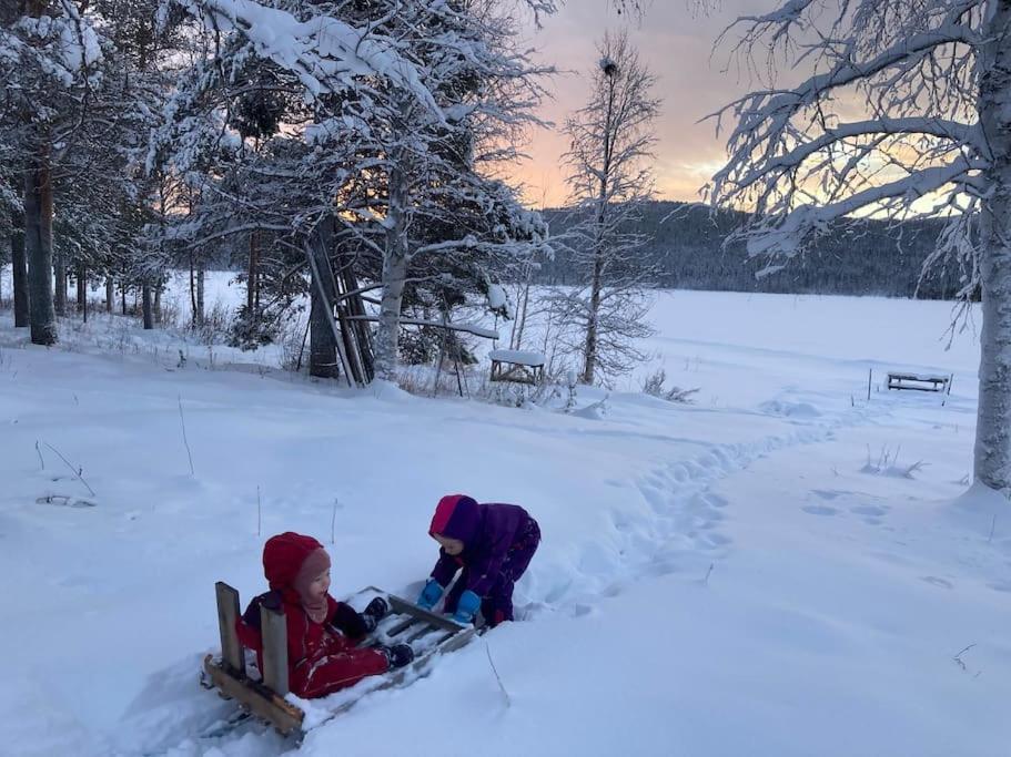 Lakeside Wilderness Cabin Jokkmokk Exterior foto
